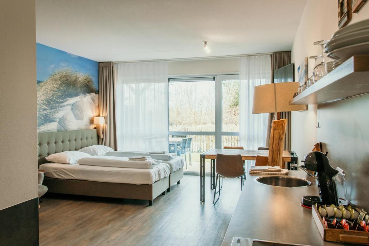 Hotel De Zeeuwse Kust Renesse Exteriör bild