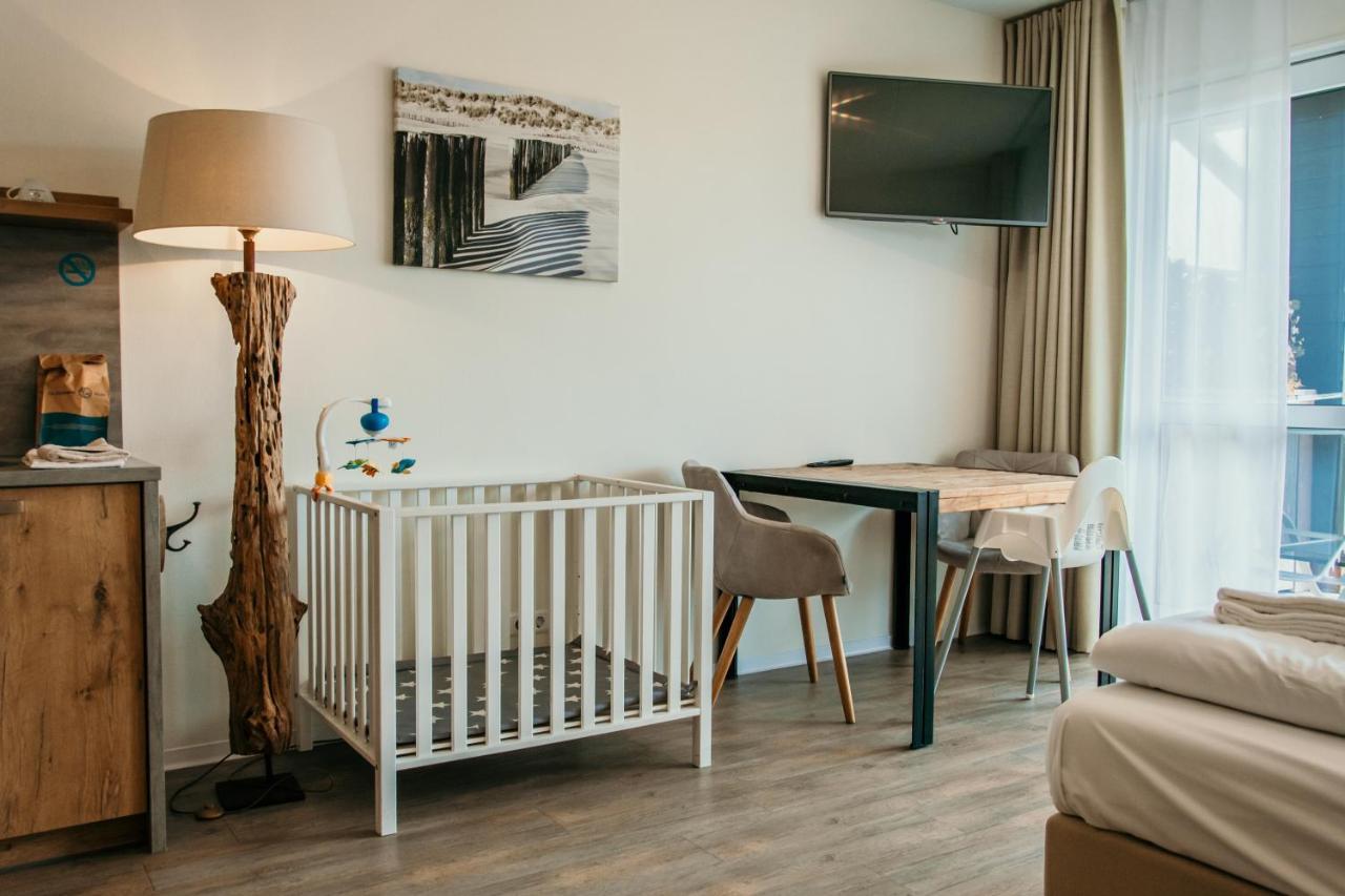 Hotel De Zeeuwse Kust Renesse Exteriör bild