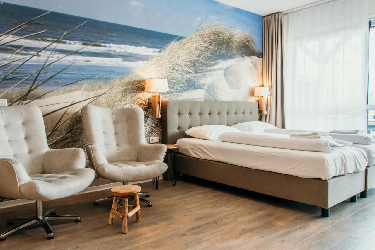 Hotel De Zeeuwse Kust Renesse Exteriör bild